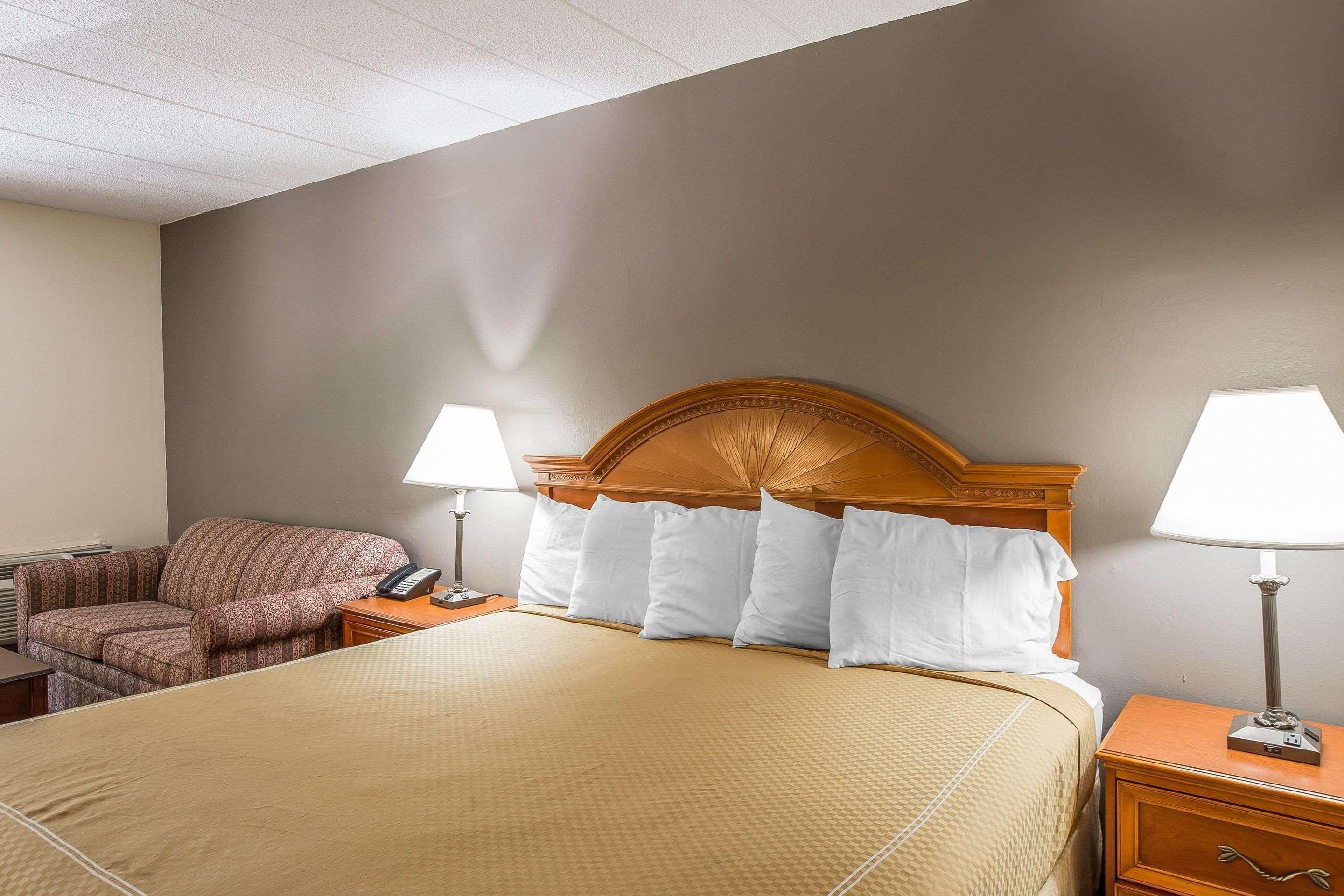 Rodeway Inn Anderson Exterior foto