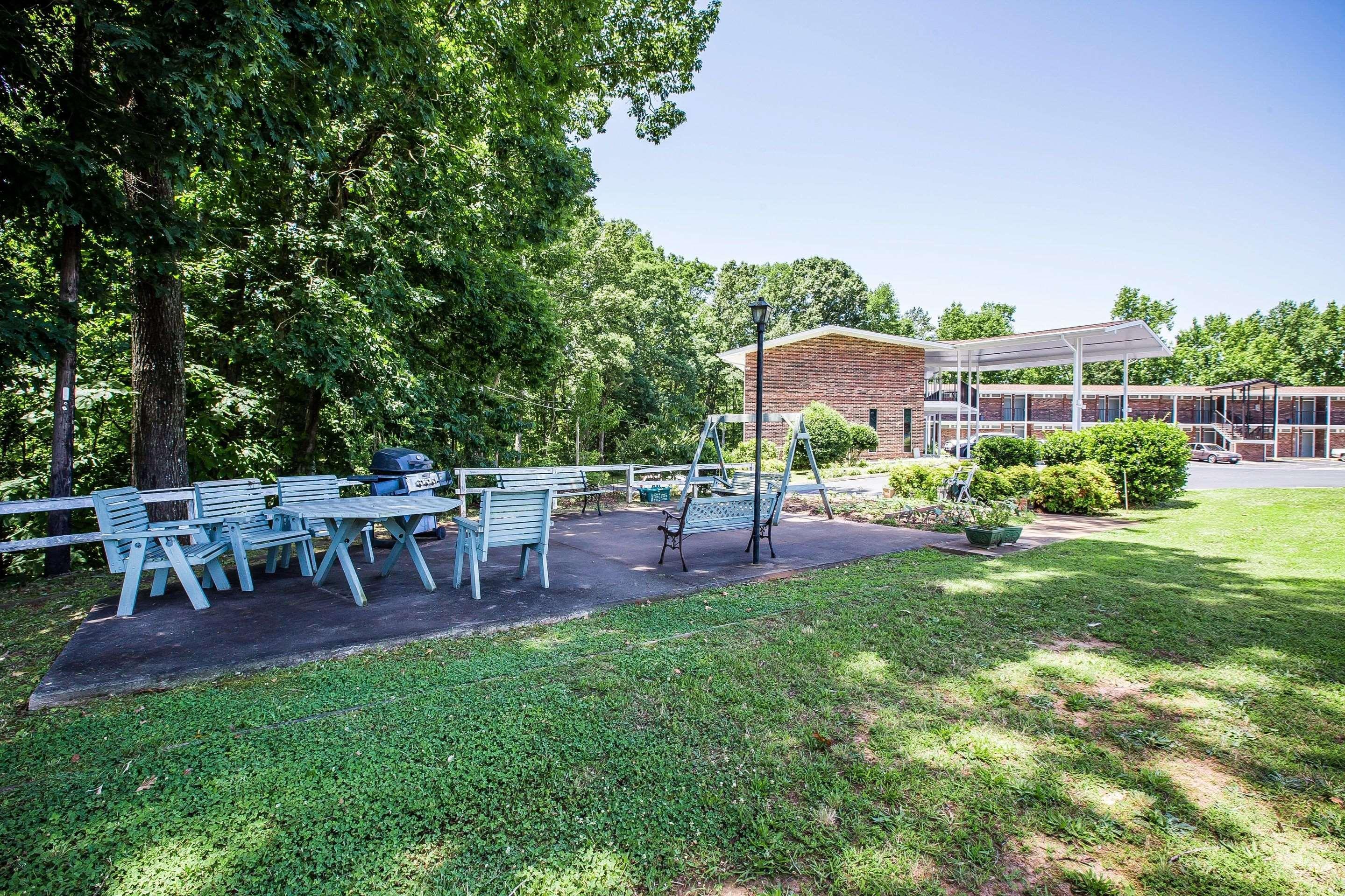 Rodeway Inn Anderson Exterior foto